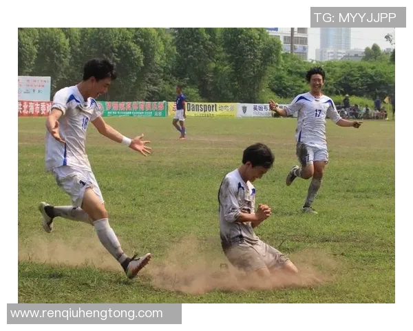 足球天才少年崛起未来之星引领赛场风云少年心向足球梦想成真 足球天才少年崛起未来之星引领赛场风云少年心向足球梦想成真
