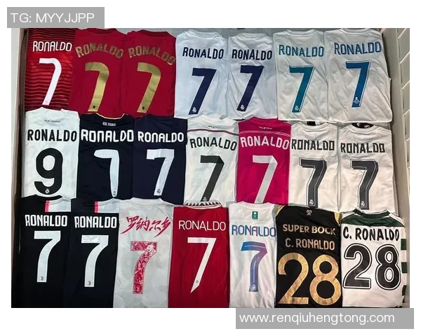 退役足球传奇再现辉煌岁月,海报设计彰显英雄本色与激情燃烧的岁月 退役足球传奇再现辉煌岁月,海报设计彰显英雄本色与激情燃烧的岁月